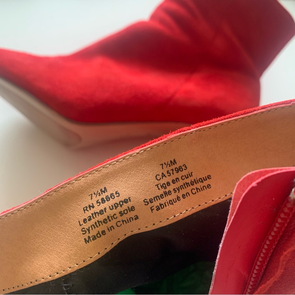 Halogen Abbi Red Suede Block Heel Ankle Booties - Picture 8 of 10